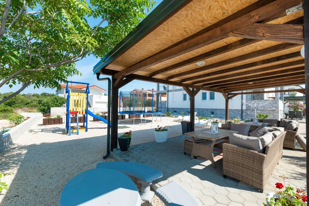 Sea-View 3-Bedroom Apartment with Balcony in Vir