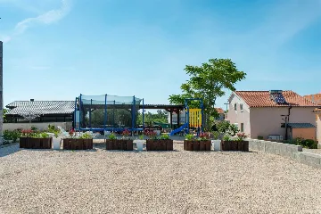 Vir Sea-View Apartment for Up to 6 Guests