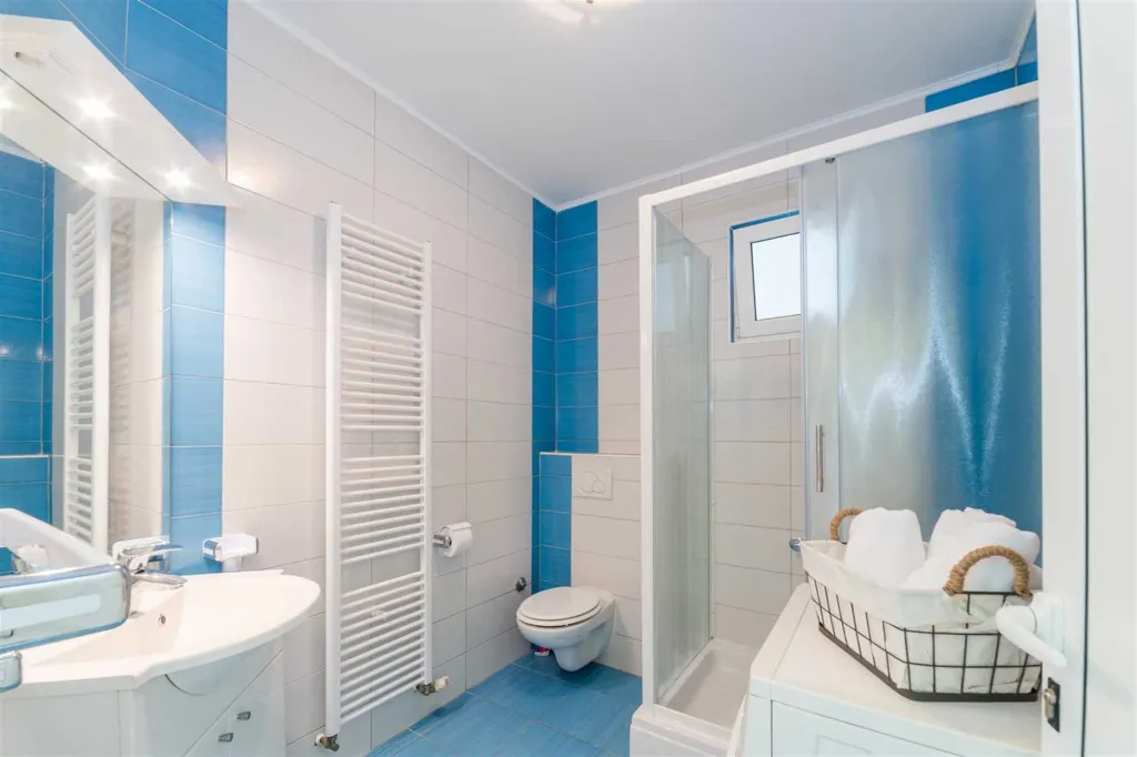 Bibinje 3-Bedroom Apartment with Swimming Pool