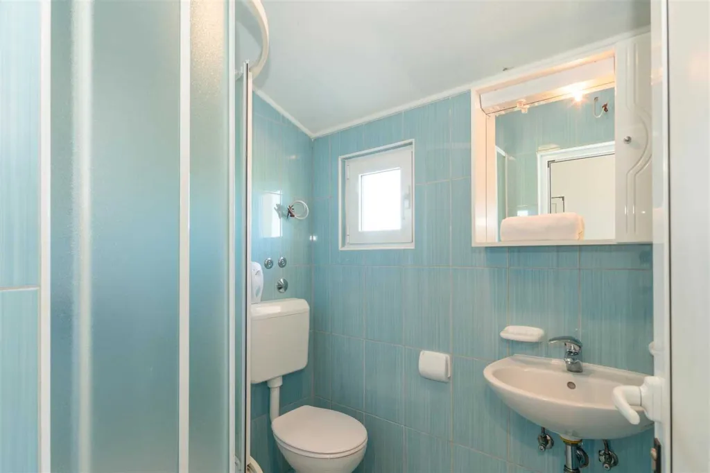 Bibinje 4-Bedroom Apartment with Shared Swimming Pool