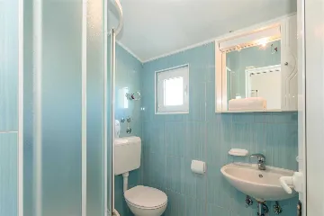 Bibinje 4-Bedroom Apartment with Shared Swimming Pool