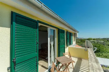 Bibinje 4-Bedroom Apartment with Shared Swimming Pool