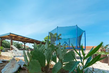 Vir Apartment for Up to 8 Guests with Sea View