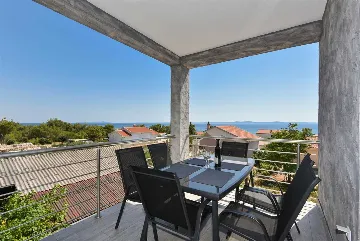 Vir Apartment for Up to 8 Guests with Sea View