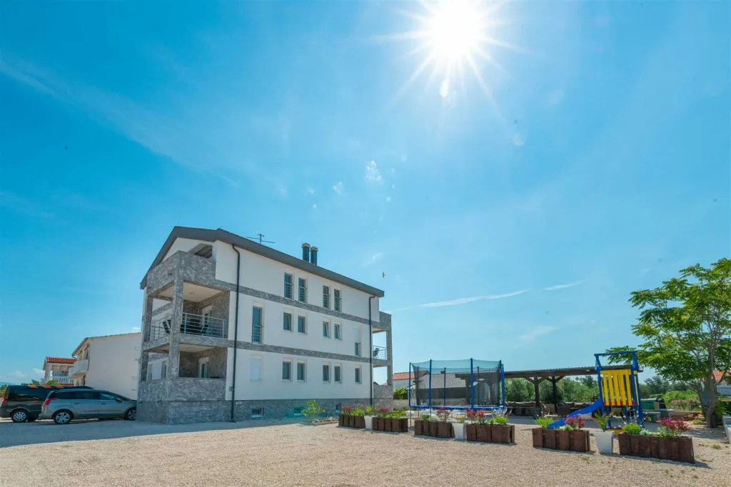 Apartment with Sea-View Balcony in Vir for 6