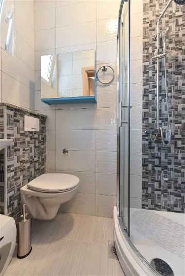 Apartment with Sea-View Balcony in Vir for 6