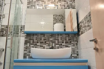 2-Bedroom Apartment with Sea-View Balcony in Vir