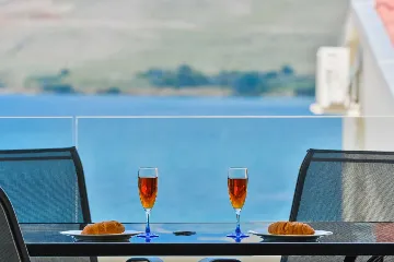 2-Bedroom Apartment with Terrace in Pag