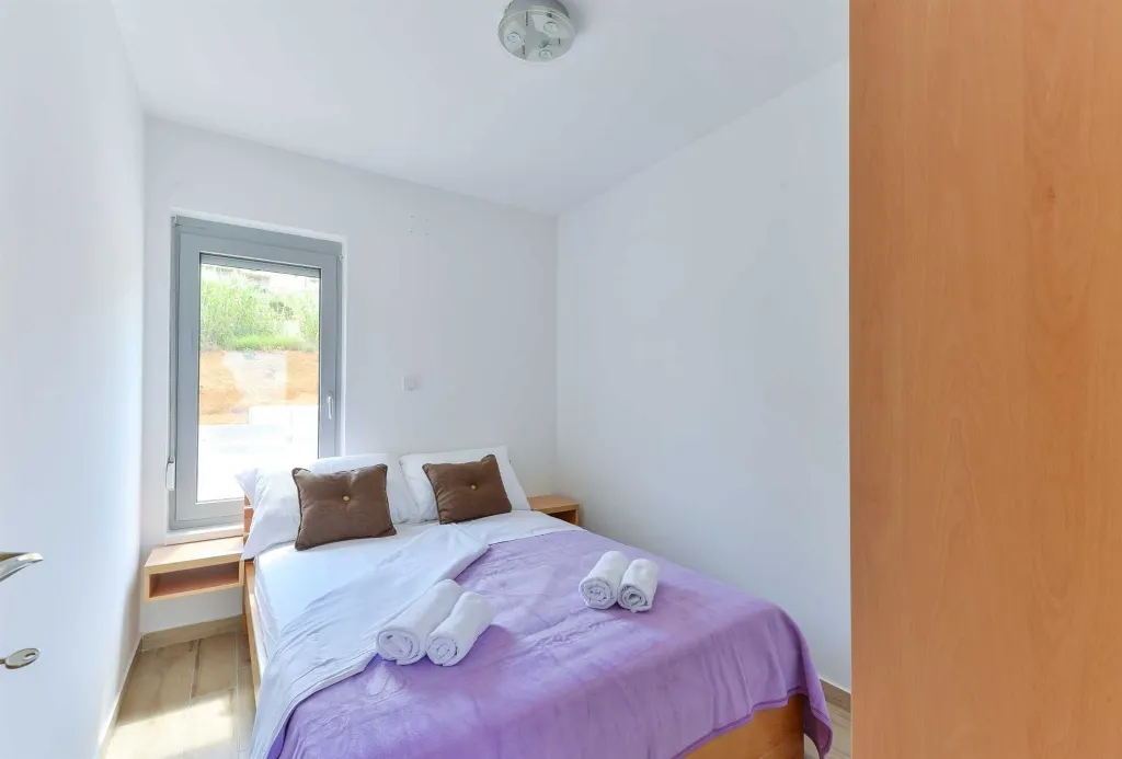 2-Bedroom Apartment with Terrace in Pag