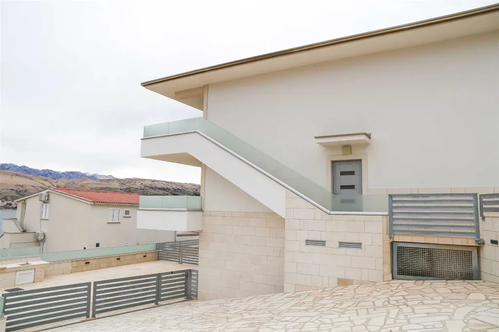 Apartment in Pag with Sea and Mountain Views