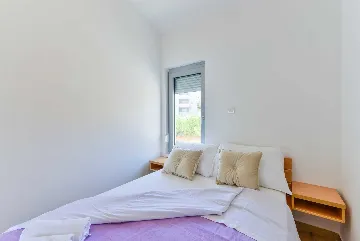 Apartment in Pag with Sea and Mountain Views