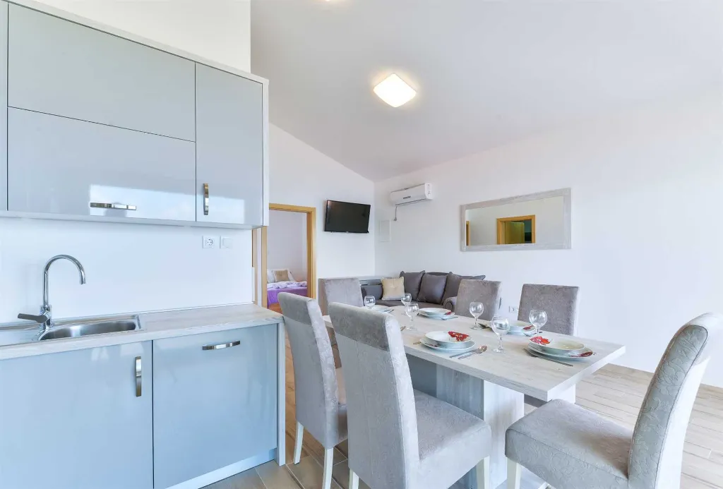 Apartment in Pag with Sea and Mountain Views