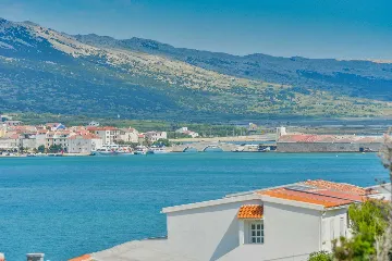 Apartment in Pag with Sea and Mountain Views