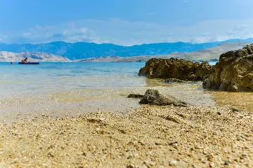 Apartment in Pag with Sea and Mountain Views