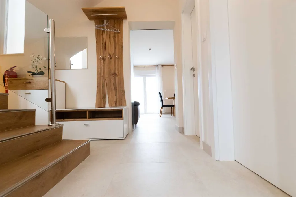 Beachfront 2-Bedroom Villa in Privlaka with Jacuzzi