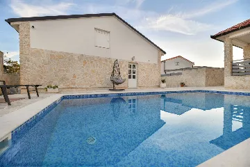 Villa in Vir with Private Swimming Pool