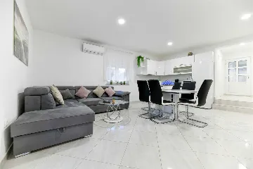 Villa in Vir with Private Swimming Pool