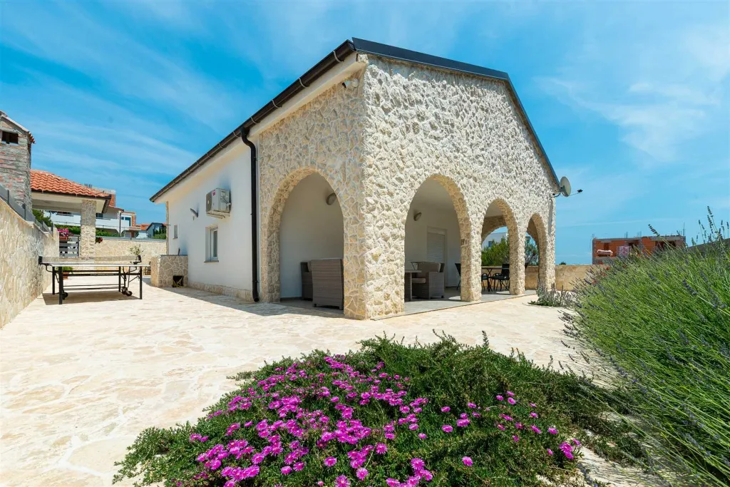 Villa in Vir with Private Swimming Pool