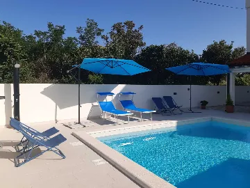 Coastal Calm Apartment with Pool Privlaka