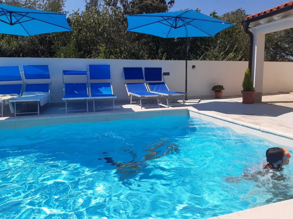 Coastal Calm Apartment with Pool Privlaka