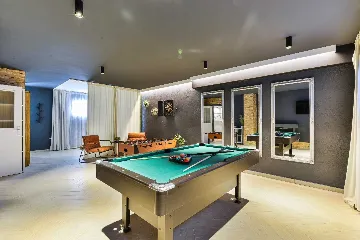 Modern Wellness Villa with Pool in Zadar