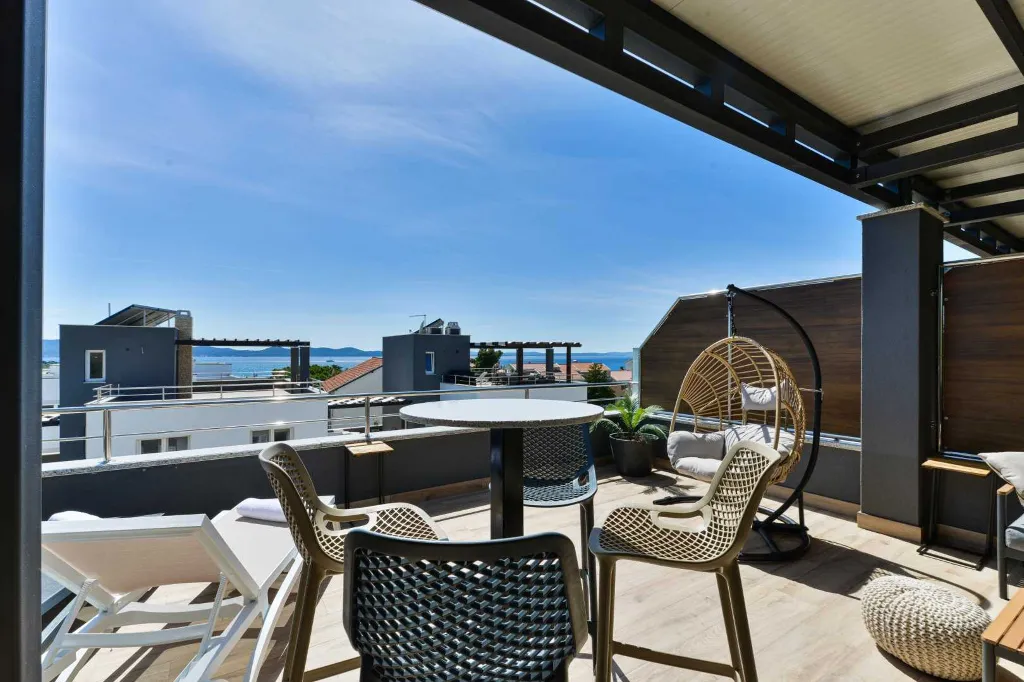 Modern Wellness Villa with Pool in Zadar