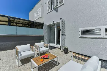 Modern Wellness Villa with Pool in Zadar