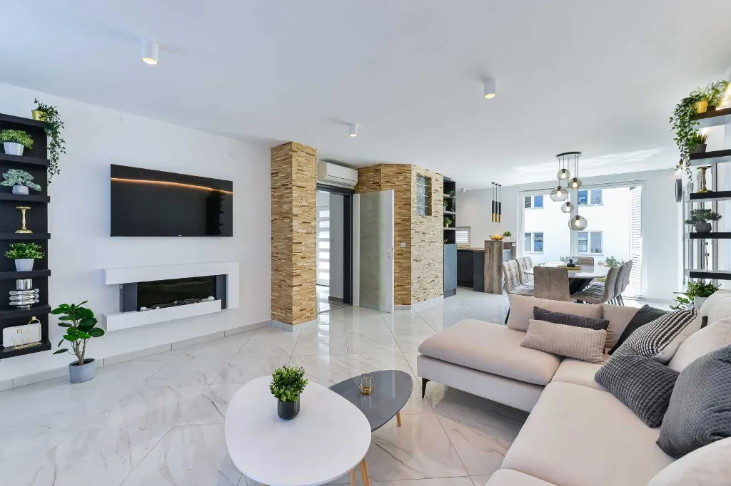 Modern Wellness Villa with Pool in Zadar