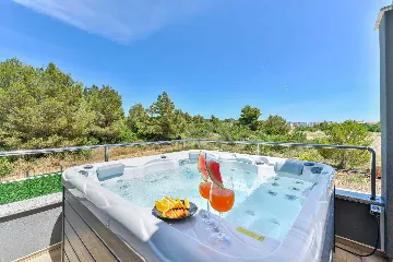 Modern Wellness Villa with Pool in Zadar
