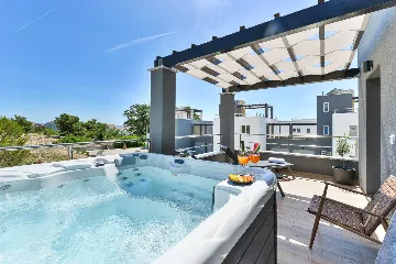 Modern Wellness Villa with Pool in Zadar