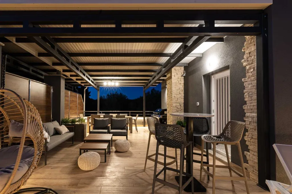 Modern Wellness Villa with Pool in Zadar