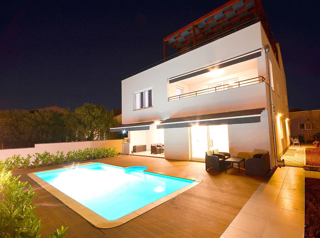 Two-Bedroom Apartment in Turanj with Pool Terrace