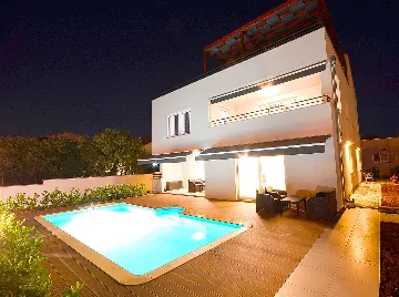 Two-Bedroom Apartment in Turanj with Pool Terrace