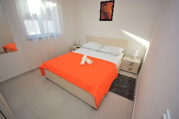 Two-Bedroom Apartment with Shared Pool in Turanj