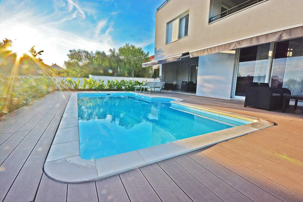 Two-Bedroom Apartment with Shared Pool in Turanj