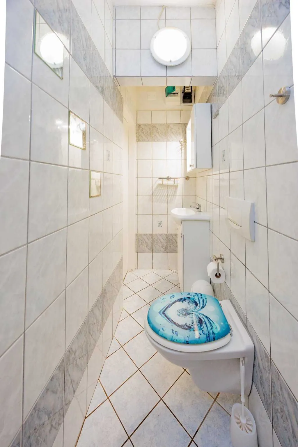 Zadar Apartment for 4 Guests with Outdoor Pool