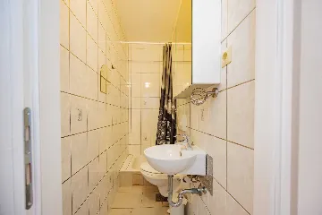 Apartment for 2 with Outdoor Pool in Zadar