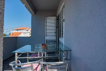 Zadar Apartment in Diklo with Swimming Pool (Up to 4)