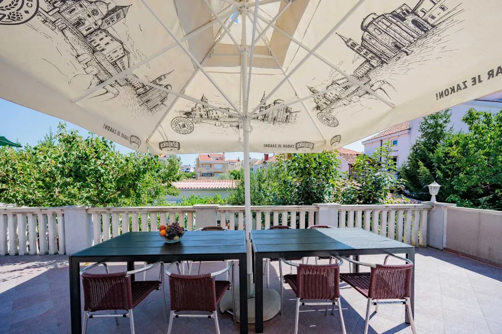 Zadar Apartment in Diklo with Swimming Pool (Up to 4)