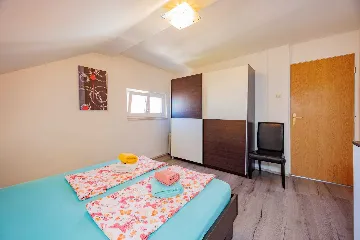 Zadar 3-Bedroom Apartment with Outdoor Pool