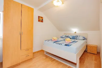 Zadar 3-Bedroom Apartment with Outdoor Pool