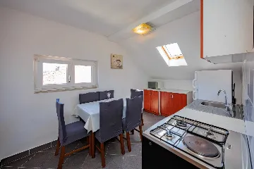 Zadar 3-Bedroom Apartment with Outdoor Pool