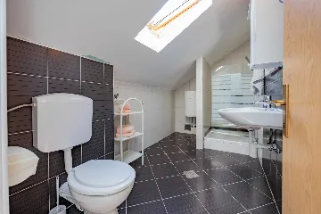 Zadar 3-Bedroom Apartment with Outdoor Pool