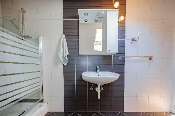 Zadar 3-Bedroom Apartment with Outdoor Pool