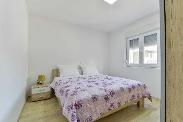 Ground-Floor Apartment in Bibinje for Up to 4