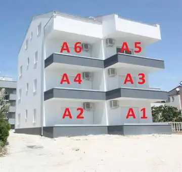 Ground-Floor Apartment in Bibinje for Up to 4