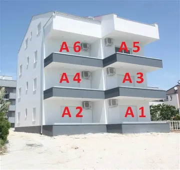 Bibinje 1-Bedroom Apartment for 4 with Sea View