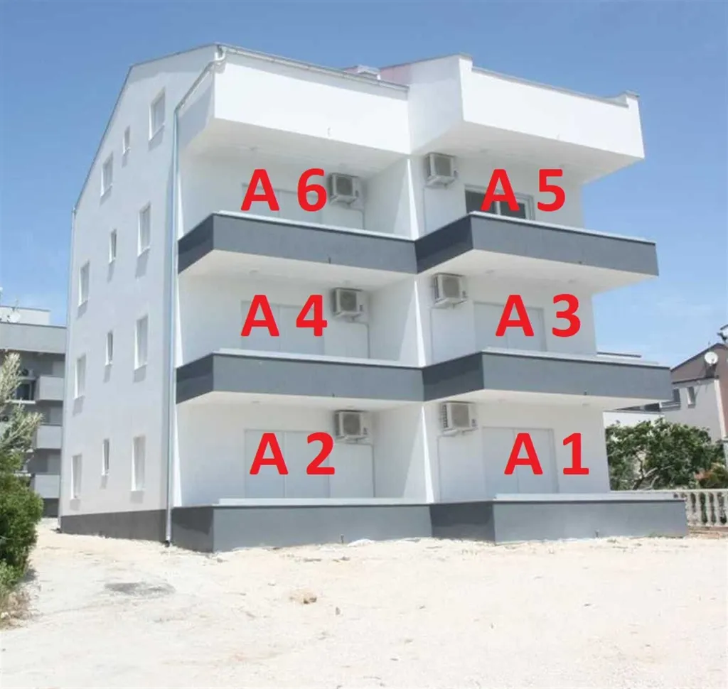 Bibinje 1-Bedroom Apartment for 4 with Sea View