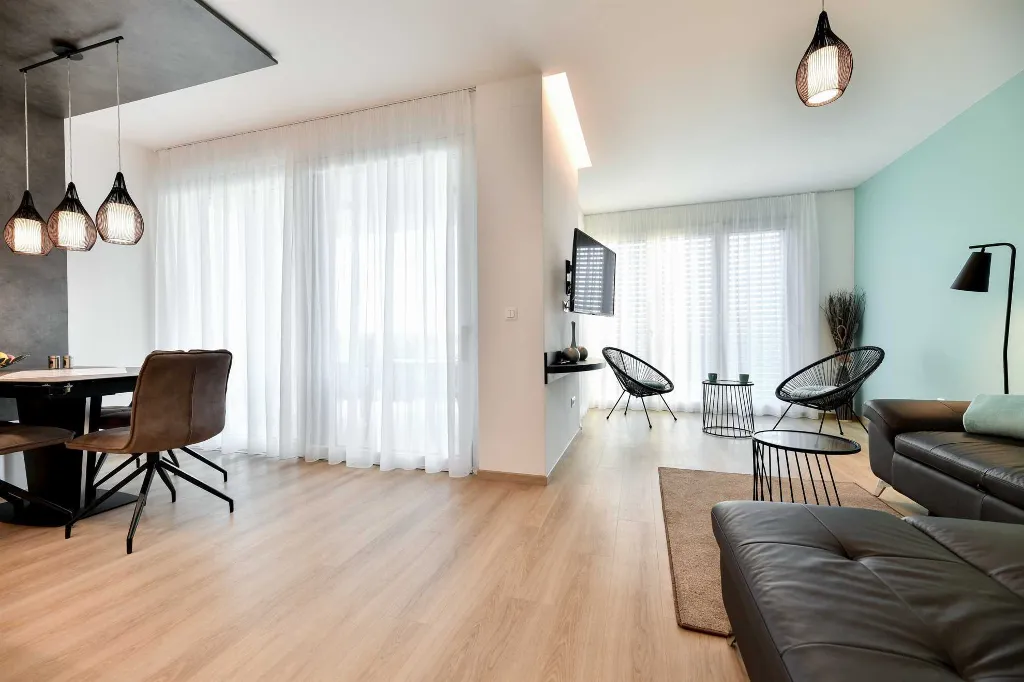 1-Bedroom Sea-View Apartment for 4 in Turanj