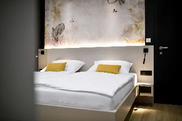 Room in Turanj for 2 Guests with Side Sea View